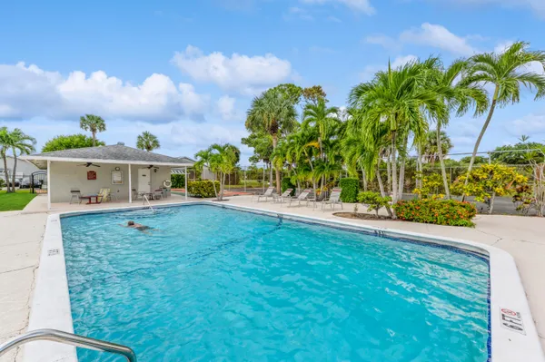 $1,700 | 2403 Lowson Boulevard, Unit C, Delray Beach, FL 33445