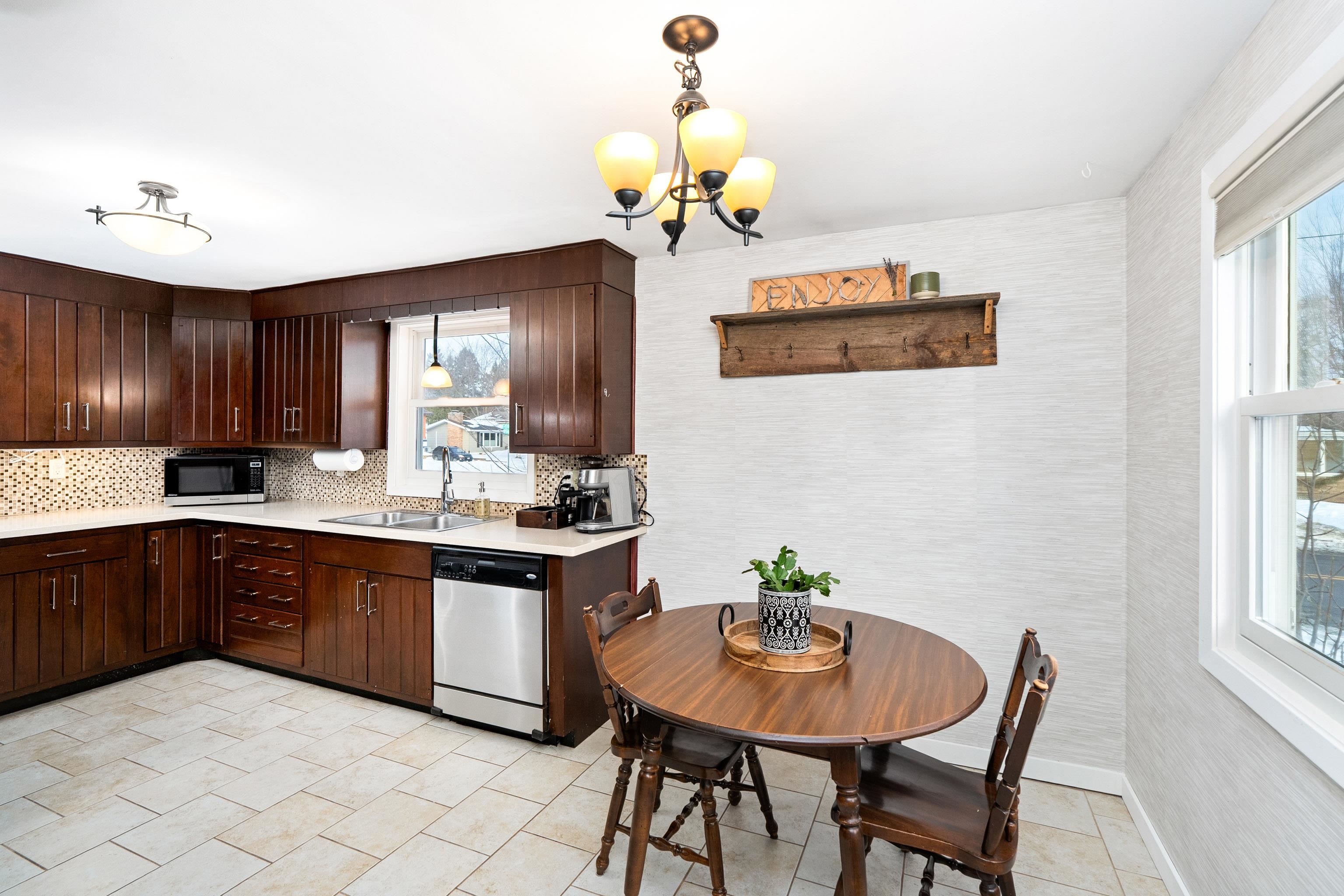 4432 Otsego Street Duluth, MN 55804 - Photo 12 of 41