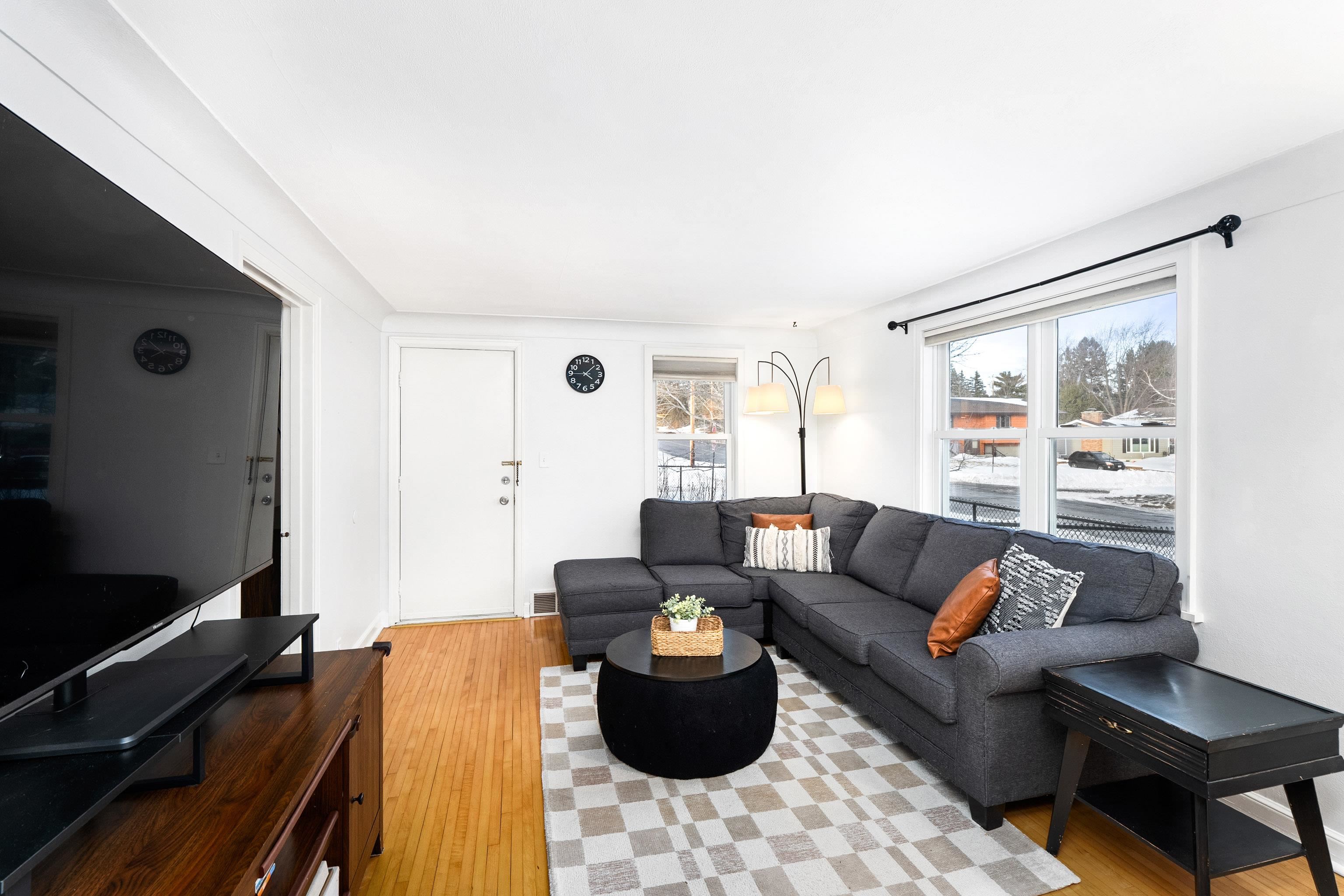 4432 Otsego Street Duluth, MN 55804 - Photo 2 of 41