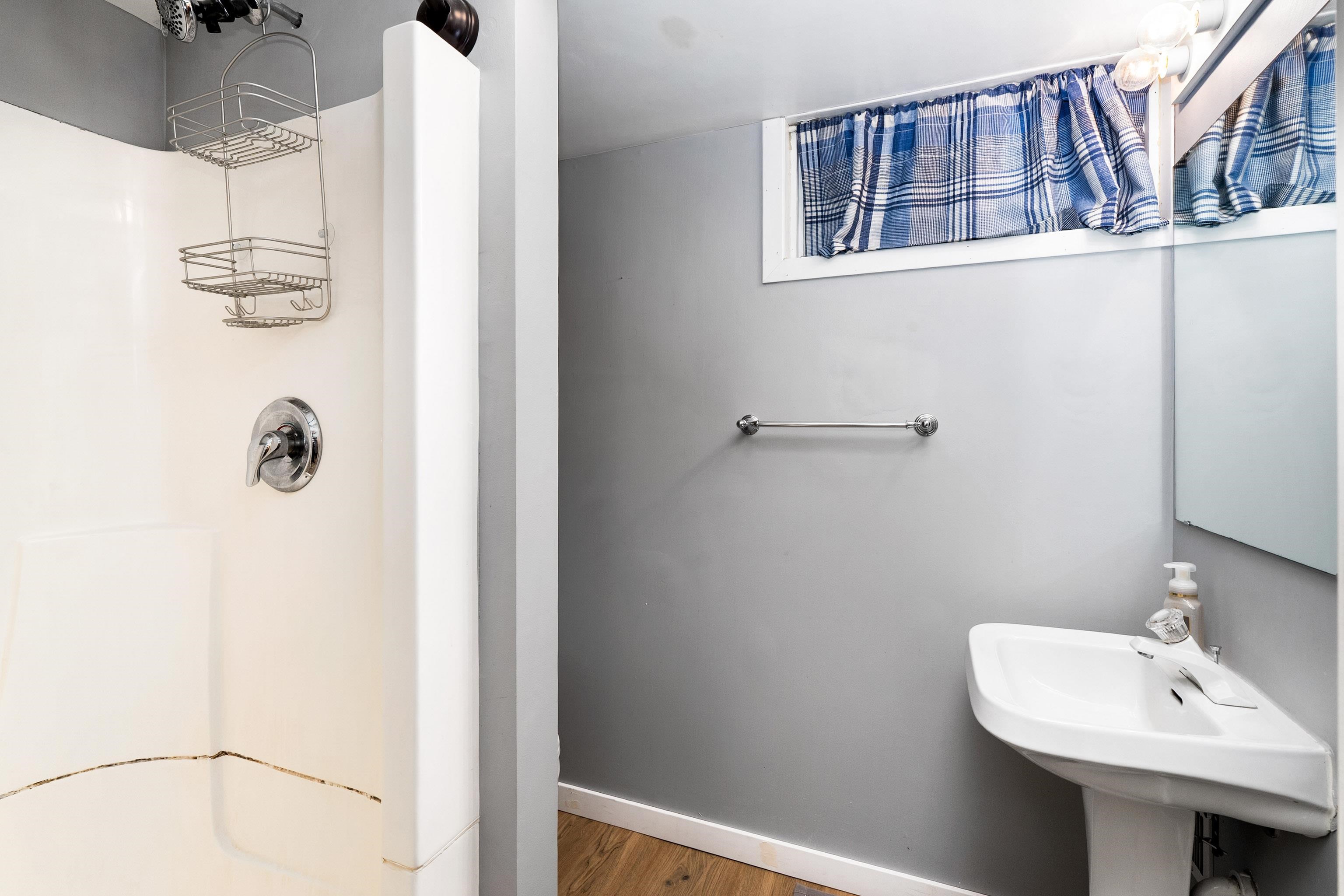 4432 Otsego Street Duluth, MN 55804 - Photo 32 of 41