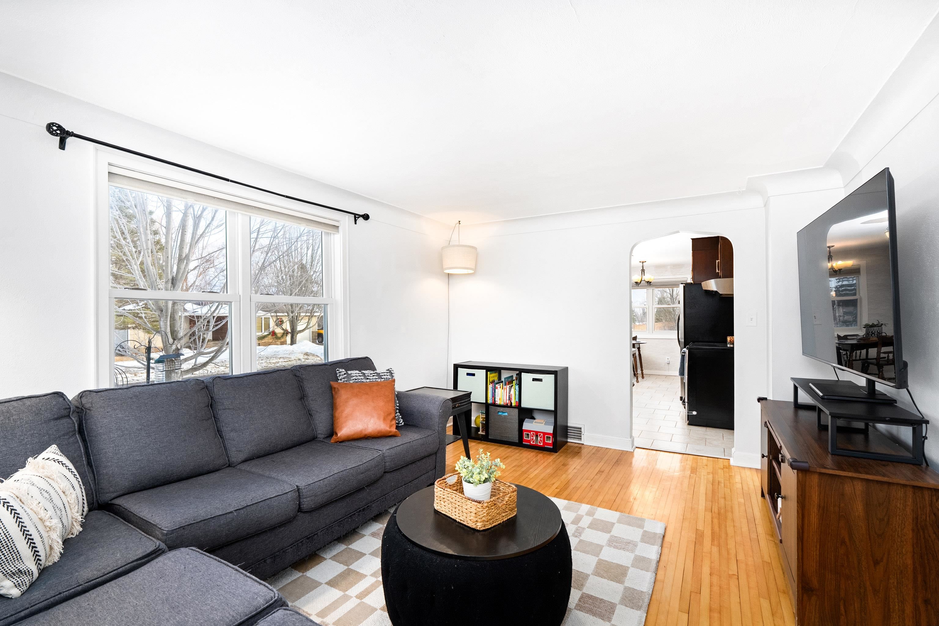 4432 Otsego Street Duluth, MN 55804 - Photo 4 of 41