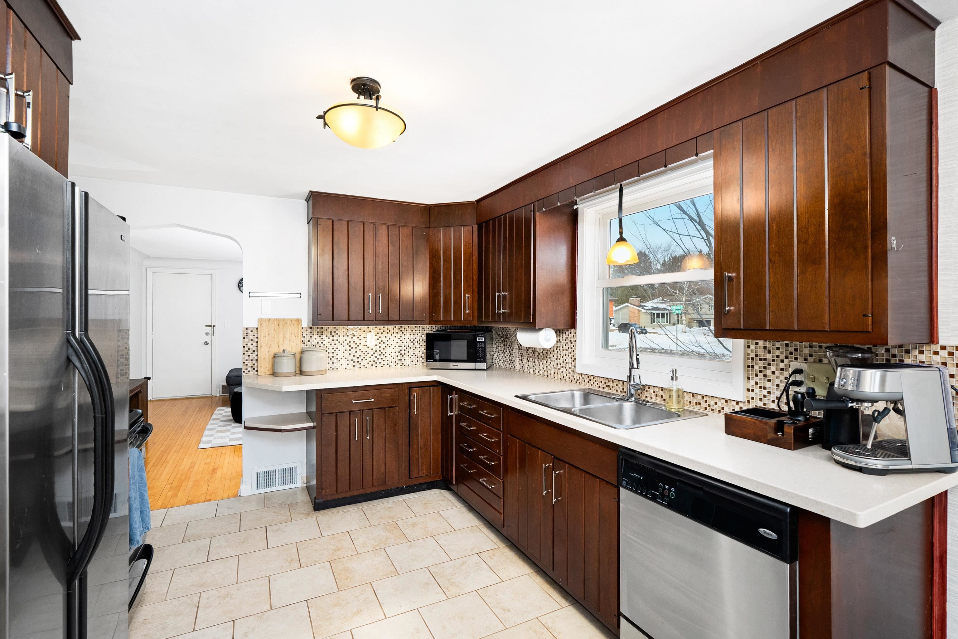 4432 Otsego Street Duluth, MN 55804 - Photo 9 of 41