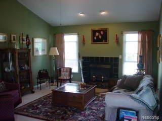 3903 Pinckney Road Howell, MI 48843 - Photo 2 of 8 house 067