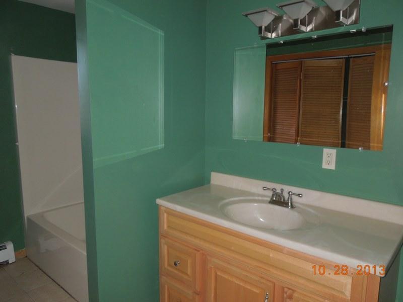 490 Old North Berwick Road Lyman, ME 04002 - Photo 6 of 10 Bathroom.