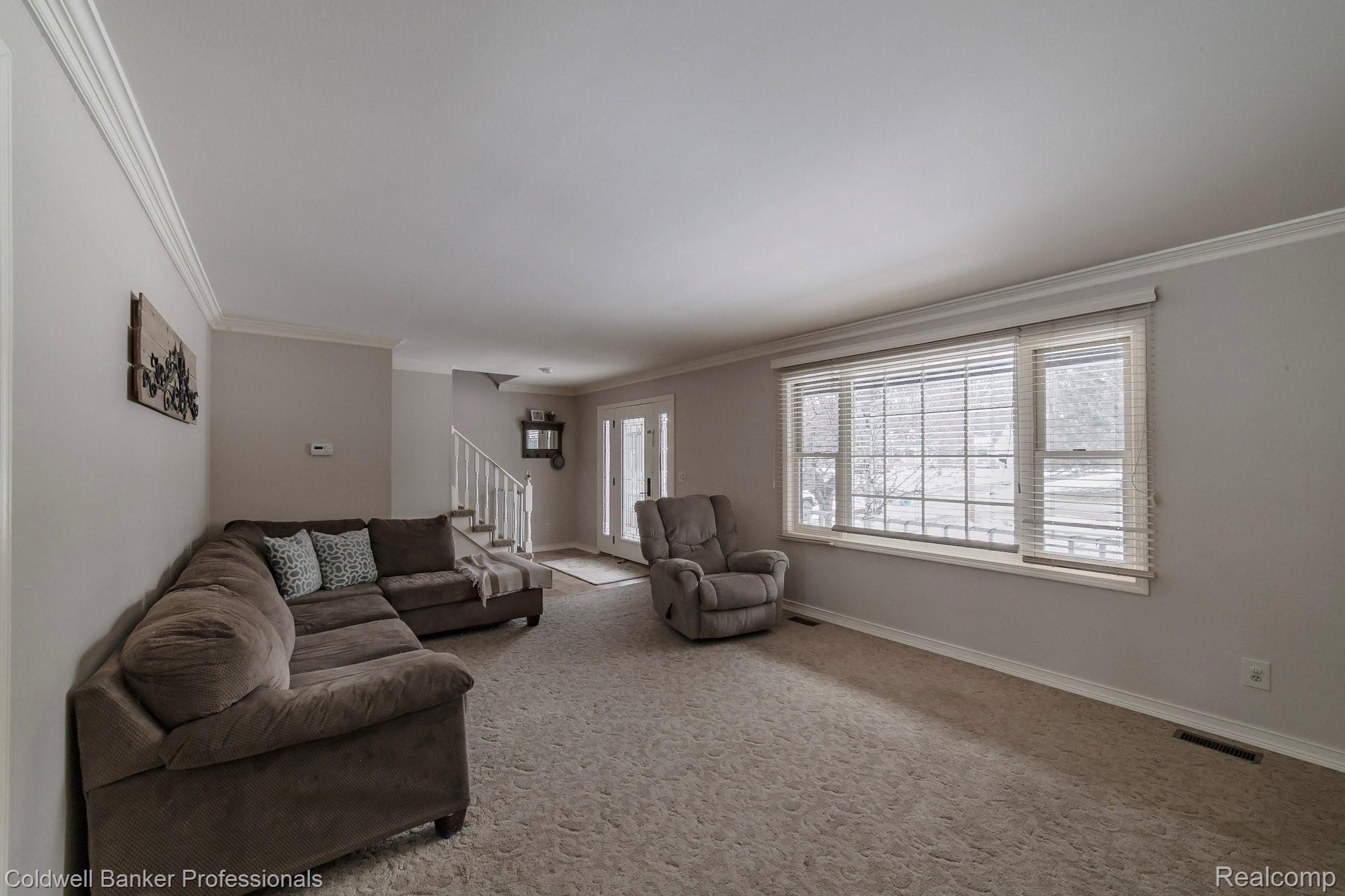1712 Peppermill Road Lapeer, MI 48446 - Photo 7 of 45 12-DSC_3481.jpg