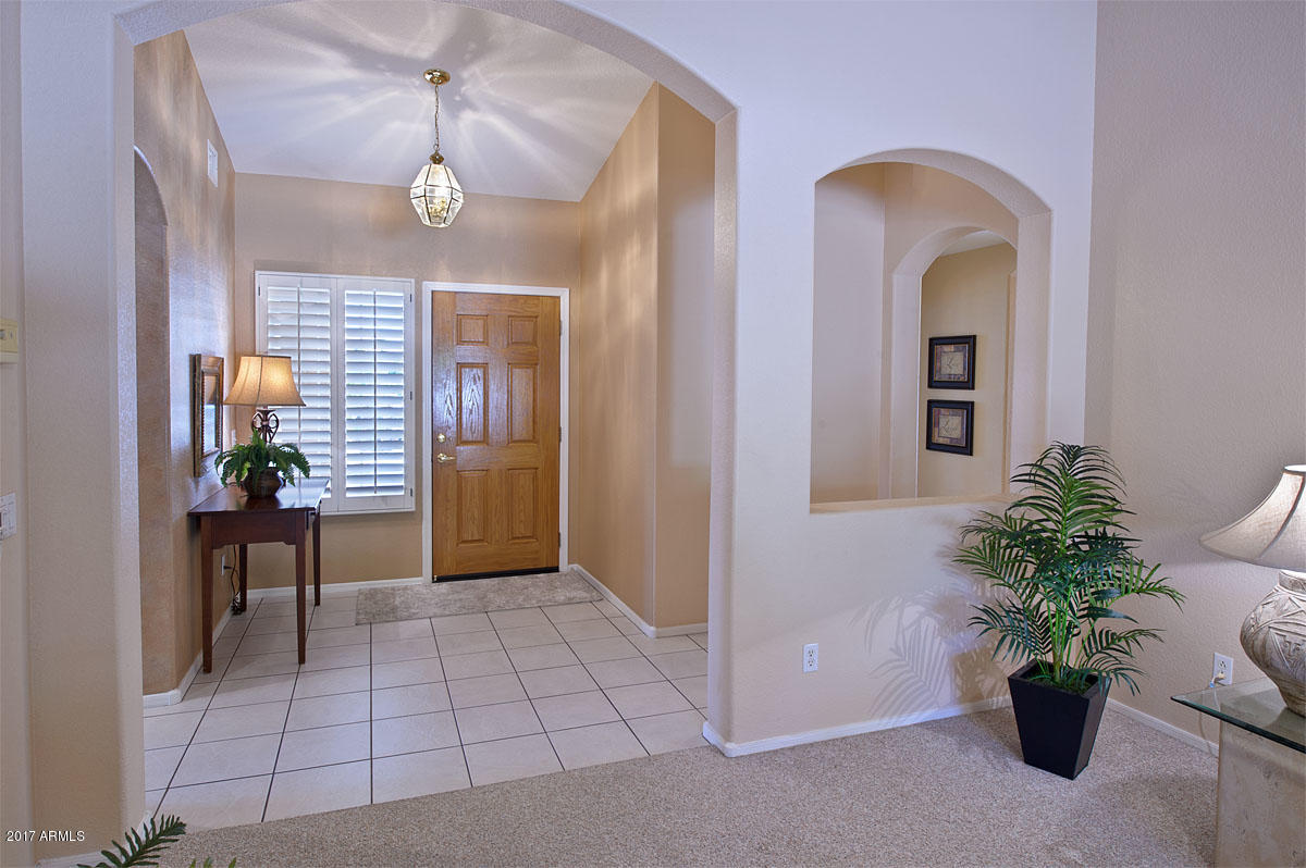 15424 Piccadilly Road Goodyear, AZ 85395 - Photo 16 of 21 Entryway