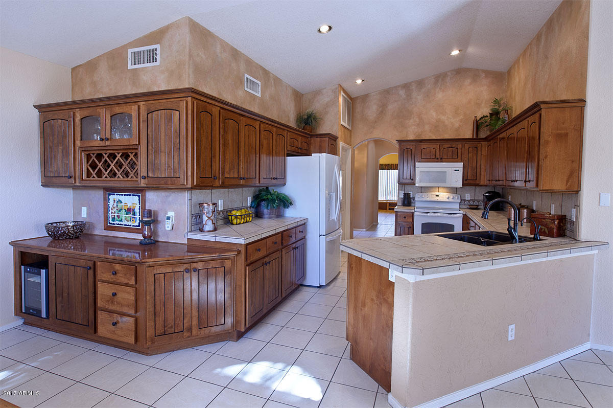 15424 Piccadilly Road Goodyear, AZ 85395 - Photo 4 of 21 Kitchen View 1