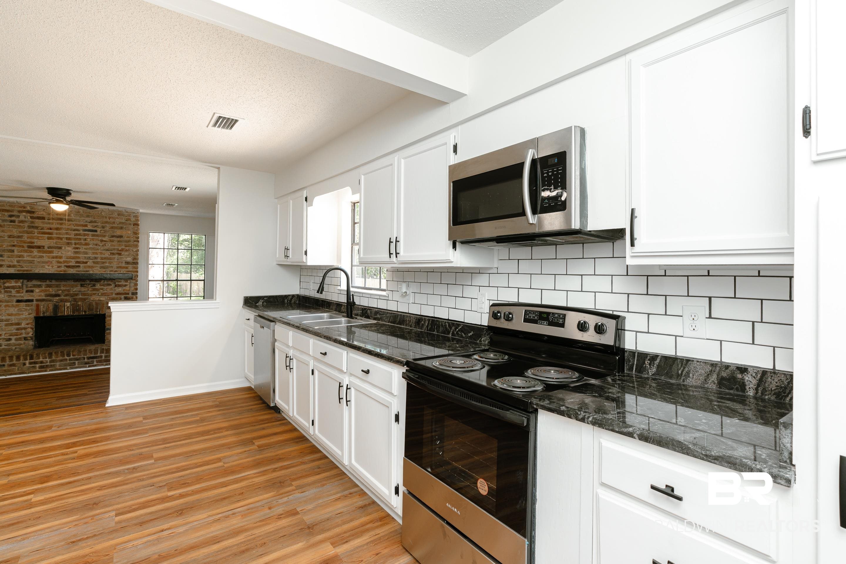 2300 Taylor Avenue Mobile, AL 36606 - Photo 14 of 46