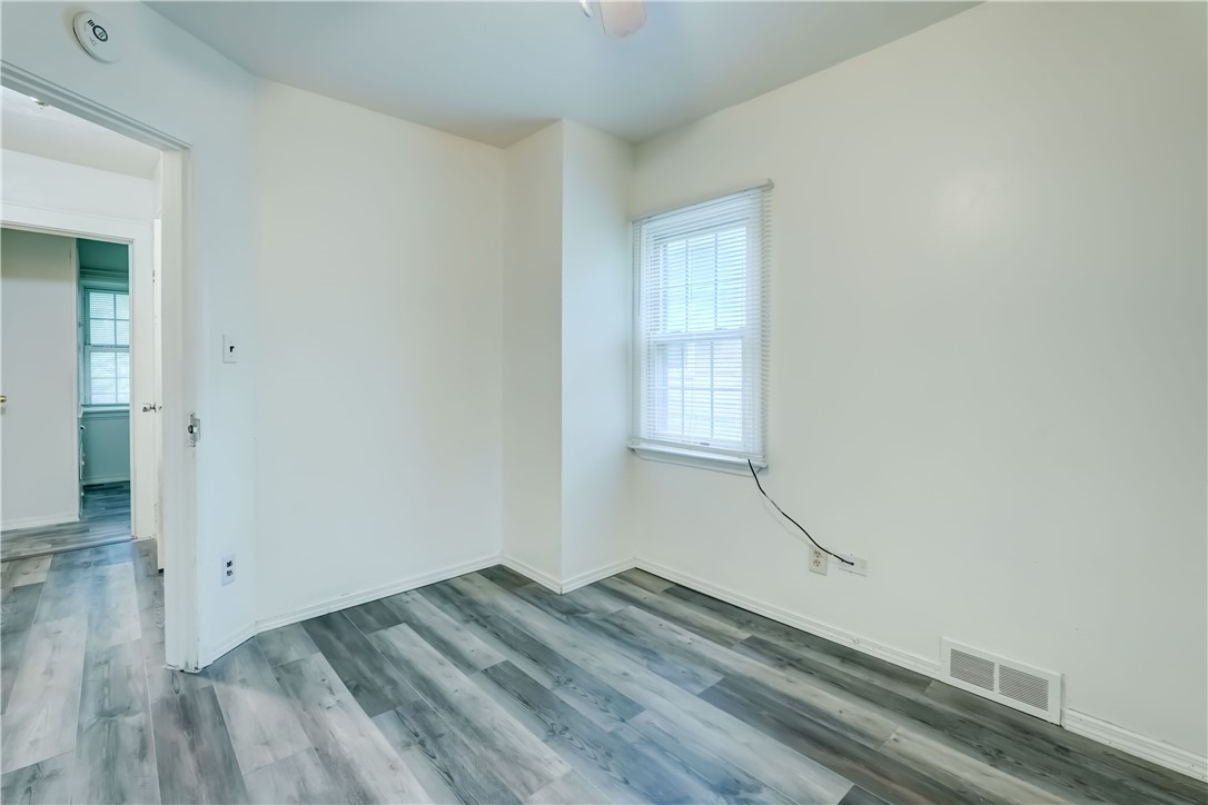 49 Depew Street Rochester, NY 14611 - Photo 25 of 35