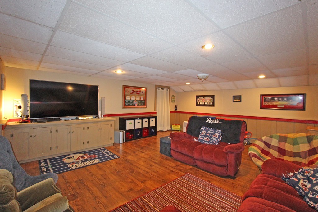 16 Holly Meadow Road Holyoke, MA 01040 - Photo 18 of 20 Gallery Image 18