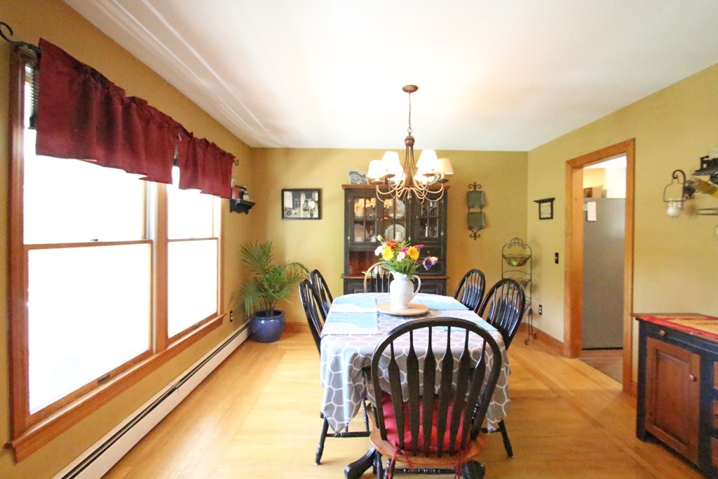 16 Holly Meadow Road Holyoke, MA 01040 - Photo 9 of 20 Gallery Image 9
