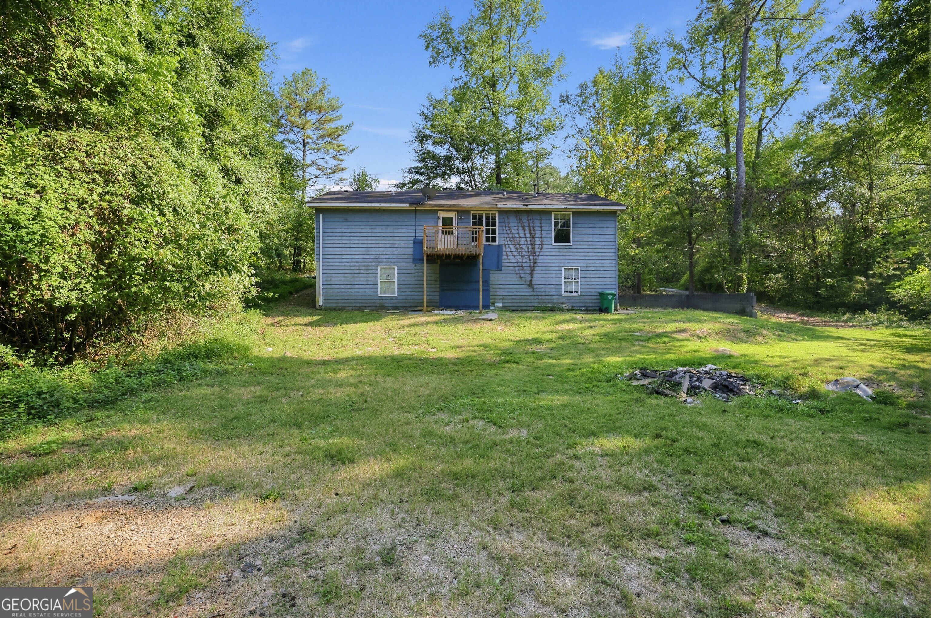 7694 Rockbridge Road Southwest Stone Mountain, GA 30087 - Photo 3 of 12 Gallery Image 3