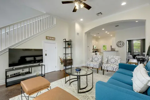 $649,900 | 2206 East 14th Street, Unit 2, Austin, TX 78702