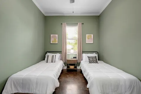 $649,900 | 2206 East 14th Street, Unit 2, Austin, TX 78702