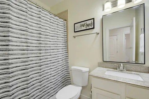 $649,900 | 2206 East 14th Street, Unit 2, Austin, TX 78702