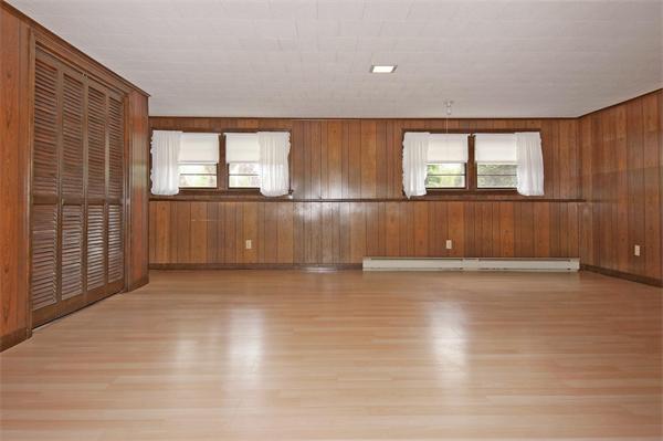 148 8 Lots Road Sutton, MA 01590 - Photo 21 of 27
