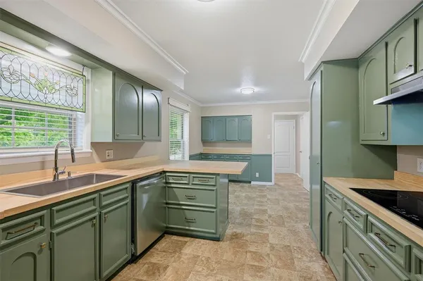 $1,995 | 2502 Turtle Creek Drive, Sherman, TX 75092