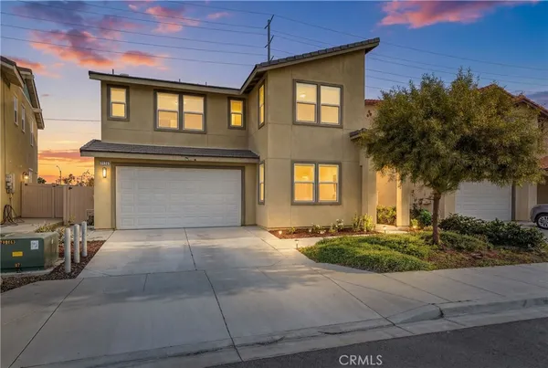 $3,500 | 1176 Woodbury Lane, Mentone, CA 92359