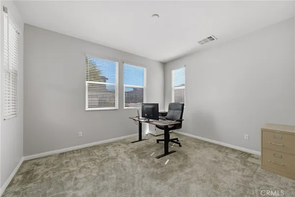 $3,500 | 1176 Woodbury Lane, Mentone, CA 92359
