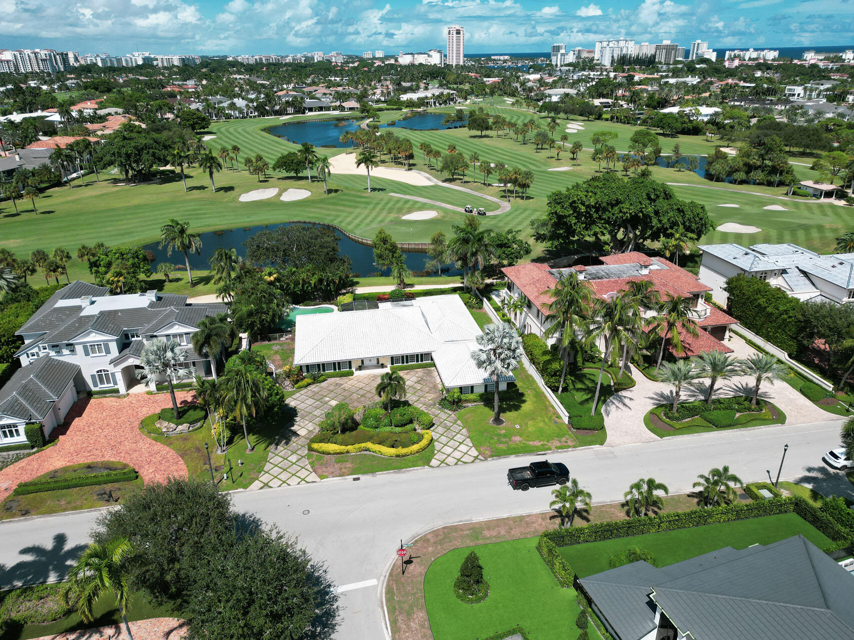 399 Royal Palm Way Boca Raton, FL 33432 - Photo 5 of 9 399_Royal_Palm_Way_05