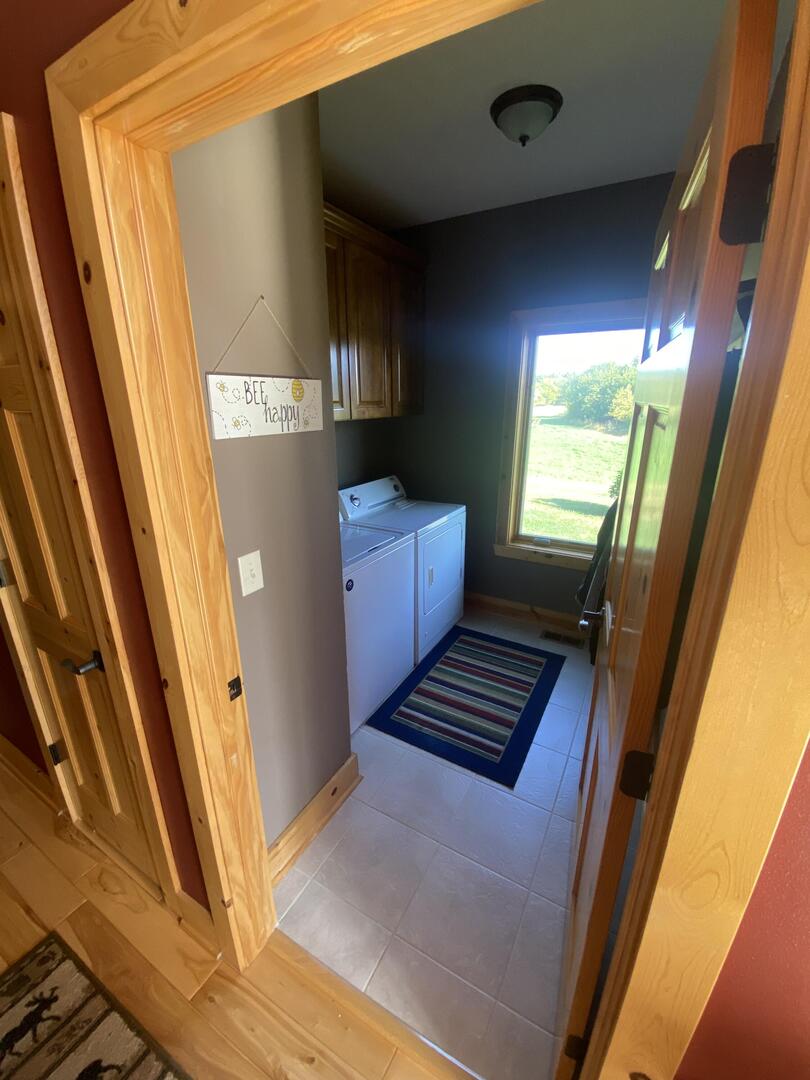 7330 North Crestview Road Stillman Valley, IL 61084 - Photo 19 of 33 a view of an empty room with a window