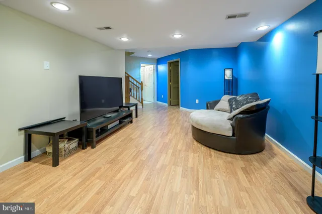 $349,900 | 1 Colts Neck Drive, Sicklerville, NJ 08081