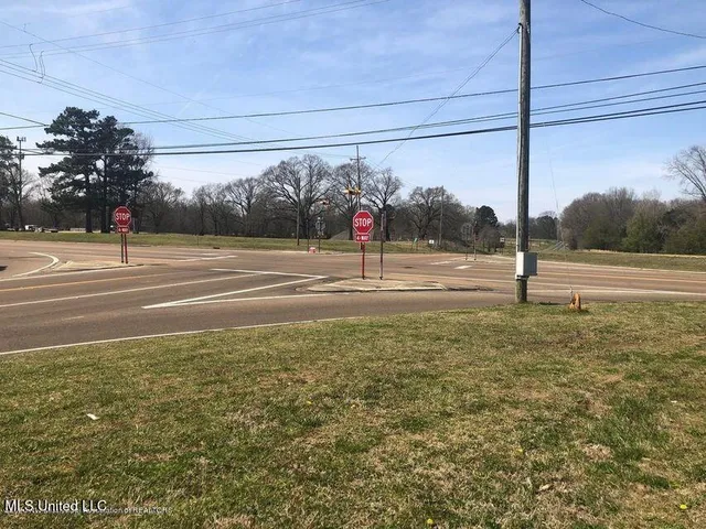 $400,000 | Nail Road Road, Horn Lake, MS 38637
