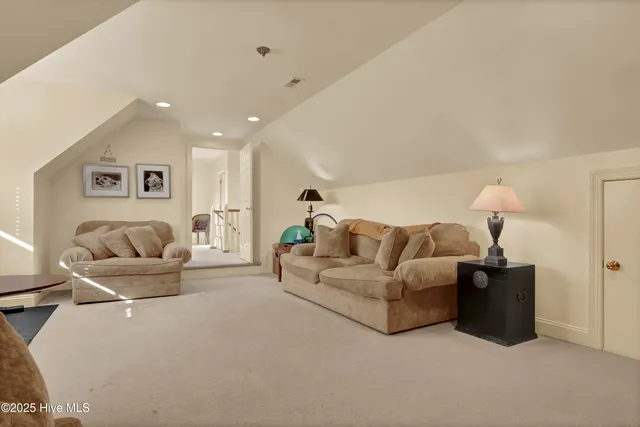 $995,000 | 7102 Saybrook Drive, Wilmington, NC 28405