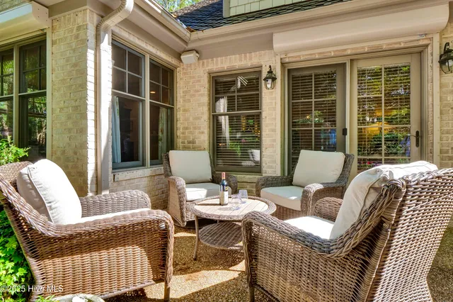 $995,000 | 7102 Saybrook Drive, Wilmington, NC 28405