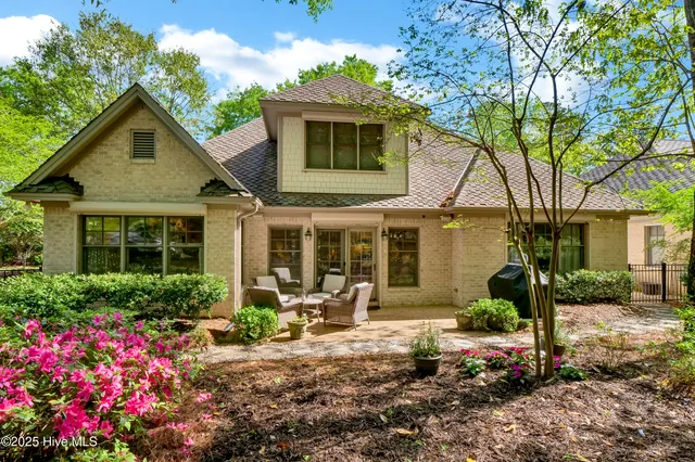 $995,000 | 7102 Saybrook Drive, Wilmington, NC 28405