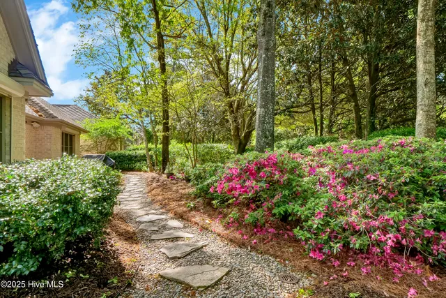 $995,000 | 7102 Saybrook Drive, Wilmington, NC 28405