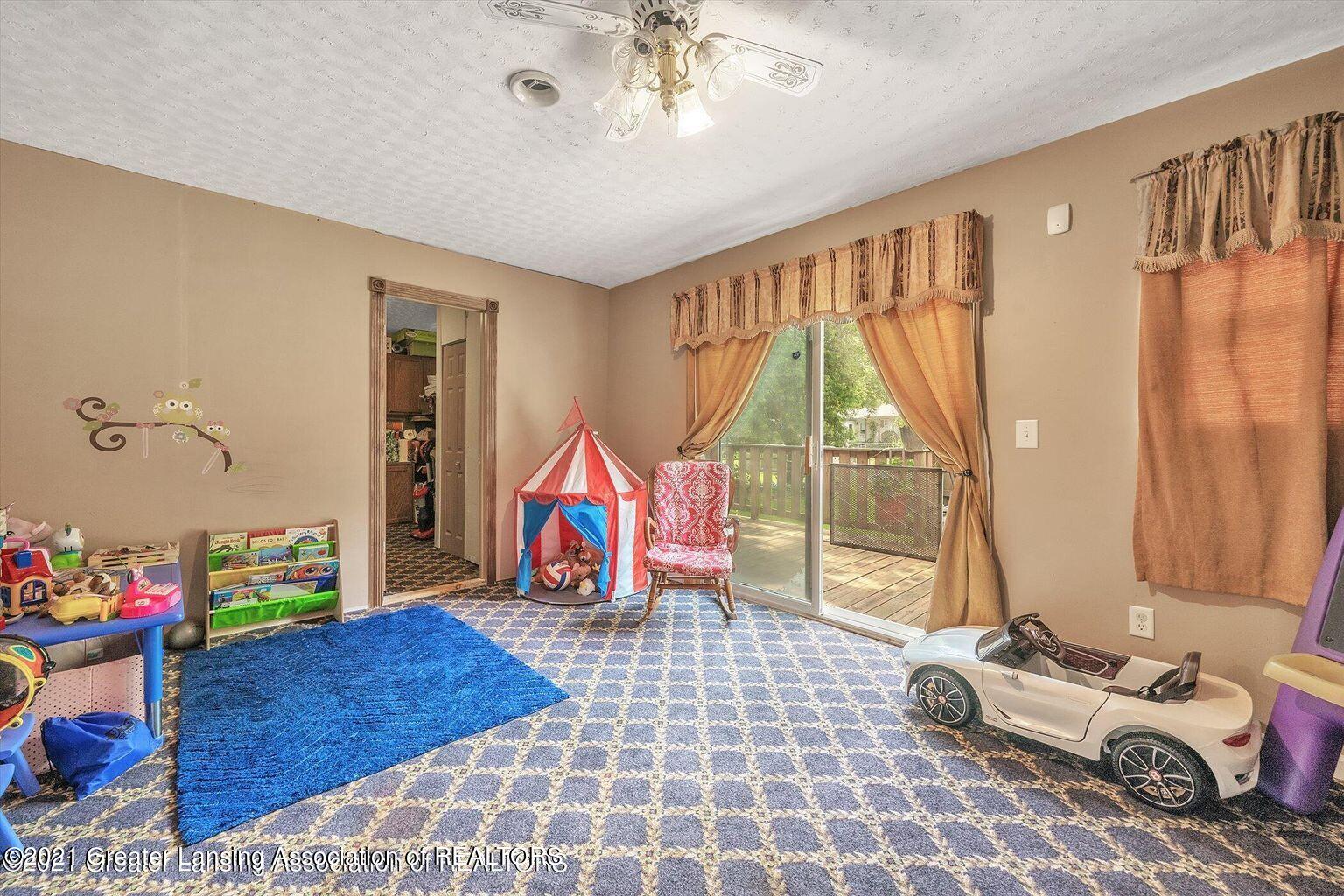 4926 Pleasant Grove Road Lansing, MI 48910 - Photo 16 of 36 PG14