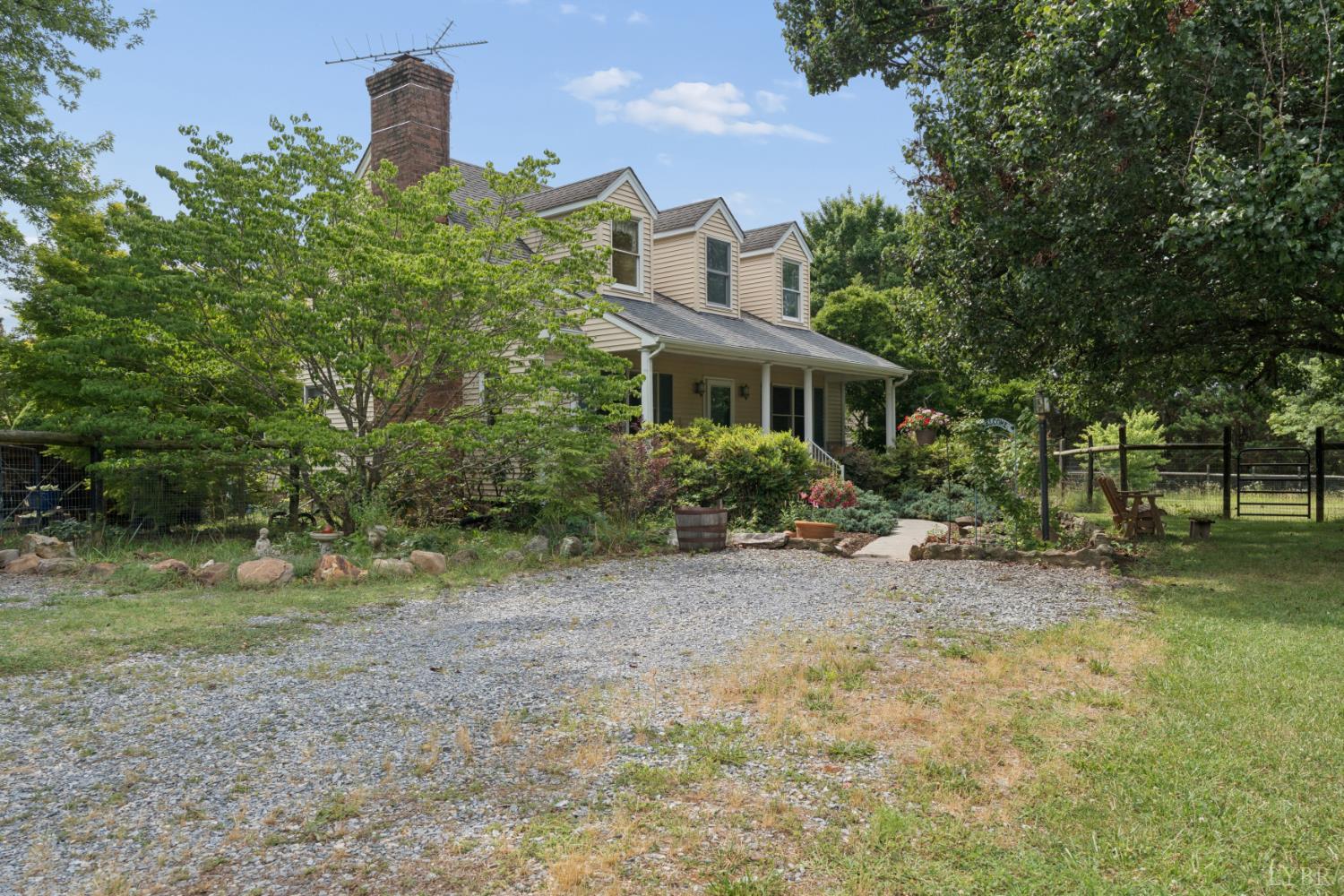 2664 West Perch Road Monroe, VA 24574 - Photo 2 of 69