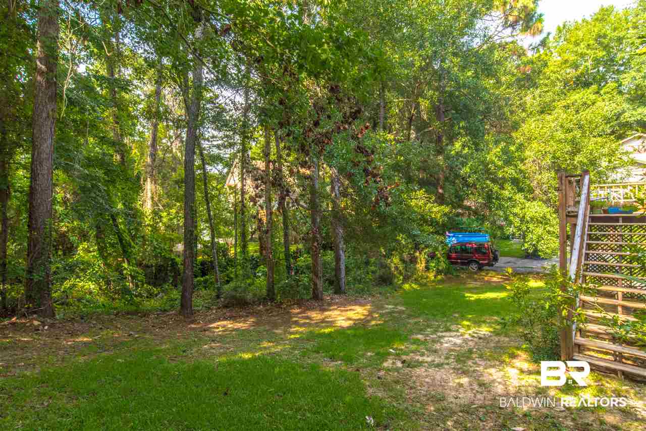 209 Ridgewood Drive Daphne, AL 36526 - Photo 9 of 25 backyard