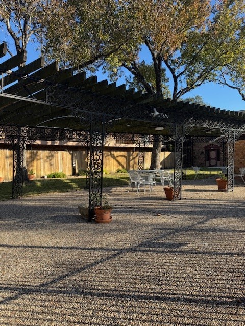 7600 Burgoyne Road, Unit 206 Houston, TX 77063 - Photo 5 of 25