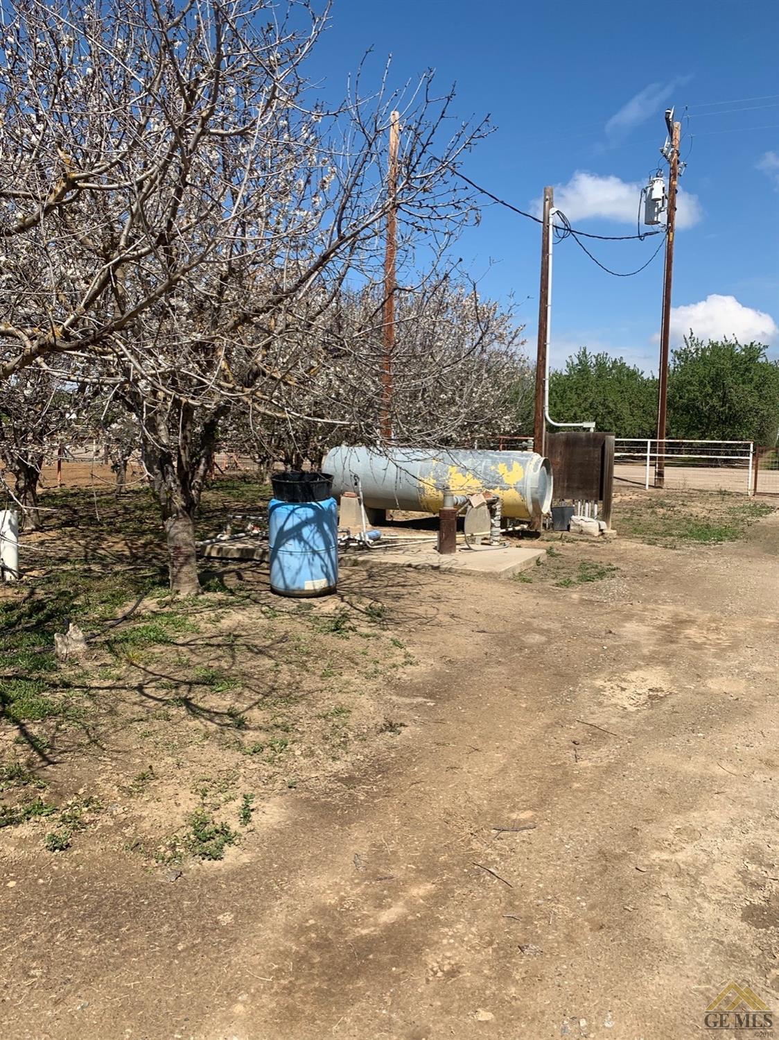 27249 Snow Road Bakersfield, CA 93314 - Photo 14 of 24
