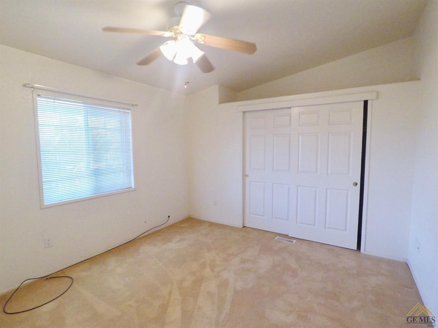 27249 Snow Road Bakersfield, CA 93314 - Photo 6 of 24