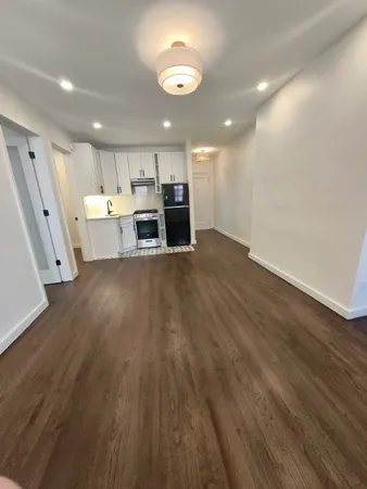 $4,500 | 172 East 92nd Street, Unit 5B | Upper East Side