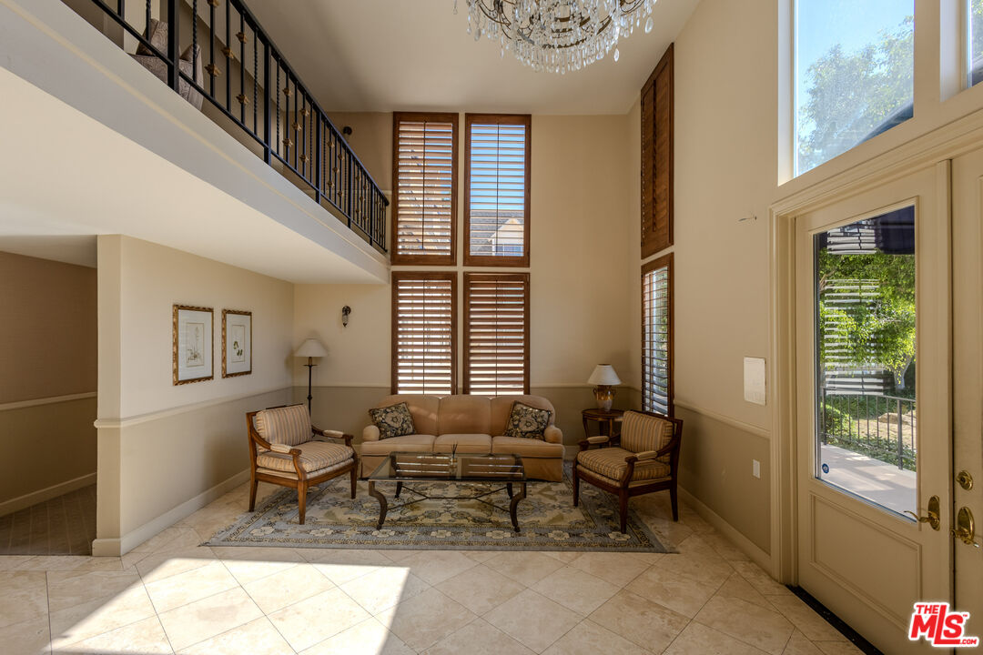 2385 Roscomare Road, Unit D15 Los Angeles, CA 90077 - Photo 16 of 16 Gallery Image 16