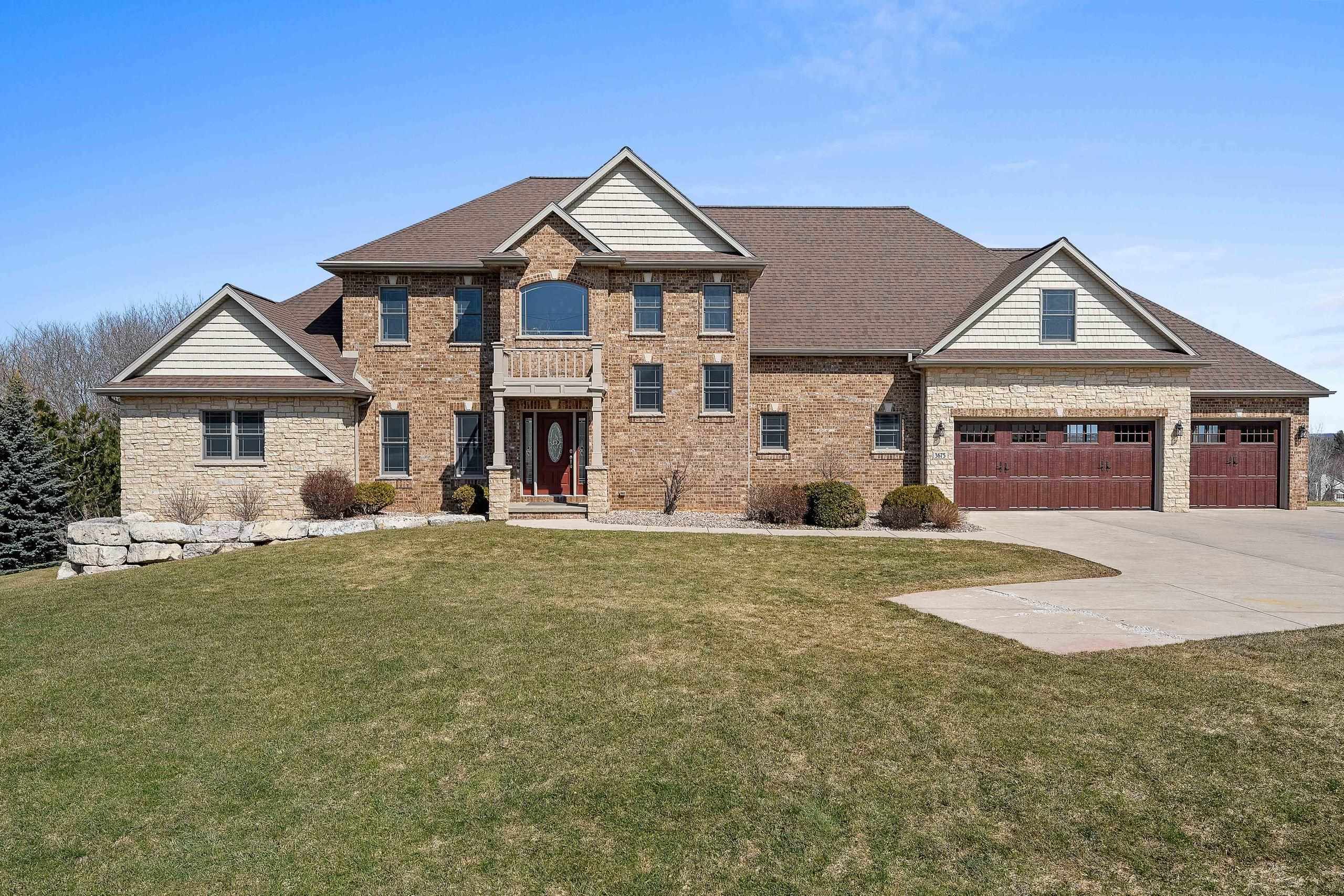 3675 Dickinson Road, De Pere, WI 54115 Compass
