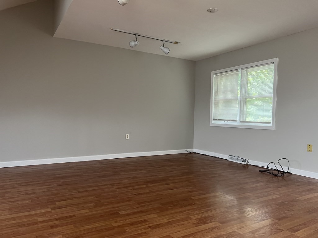 34 Farmland Road, Unit A Lowell, MA 01850 - Photo 3 of 11 Gallery Image 3