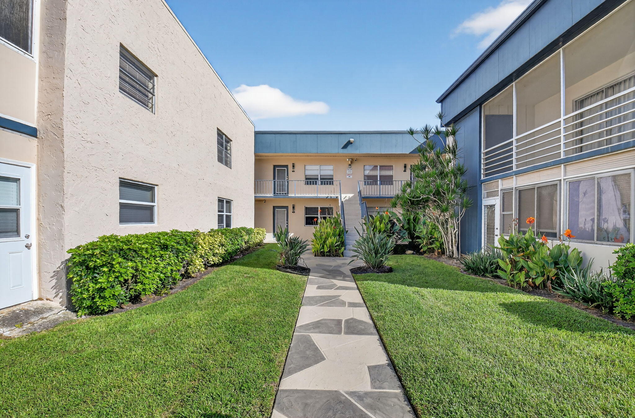 161 Flanders C, Unit 161 Delray Beach, FL 33484 - Photo 2 of 77 1-web-or-mls-011_DSC_8071