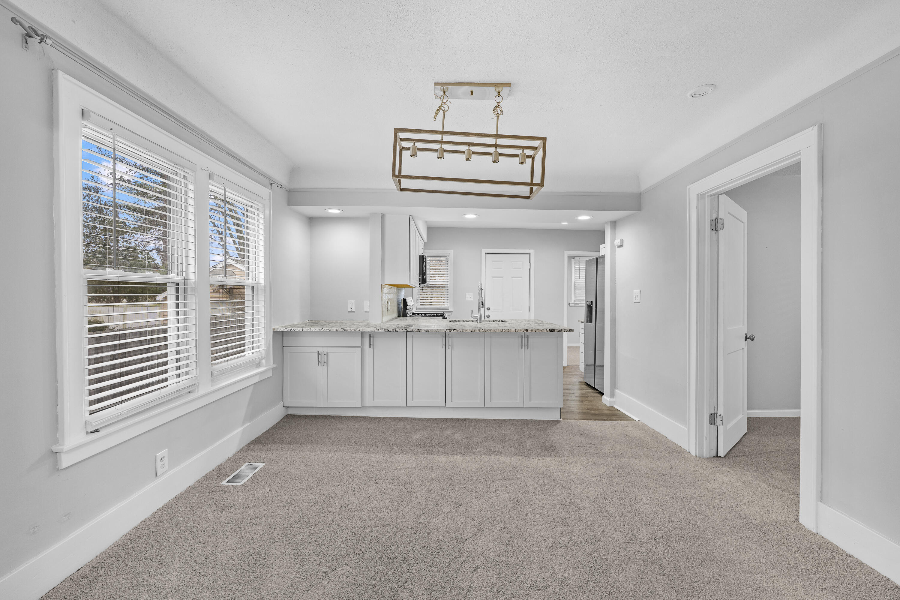 419 West 12 Mile Road Royal Oak, MI 48073 - Photo 11 of 27 _DSC9743