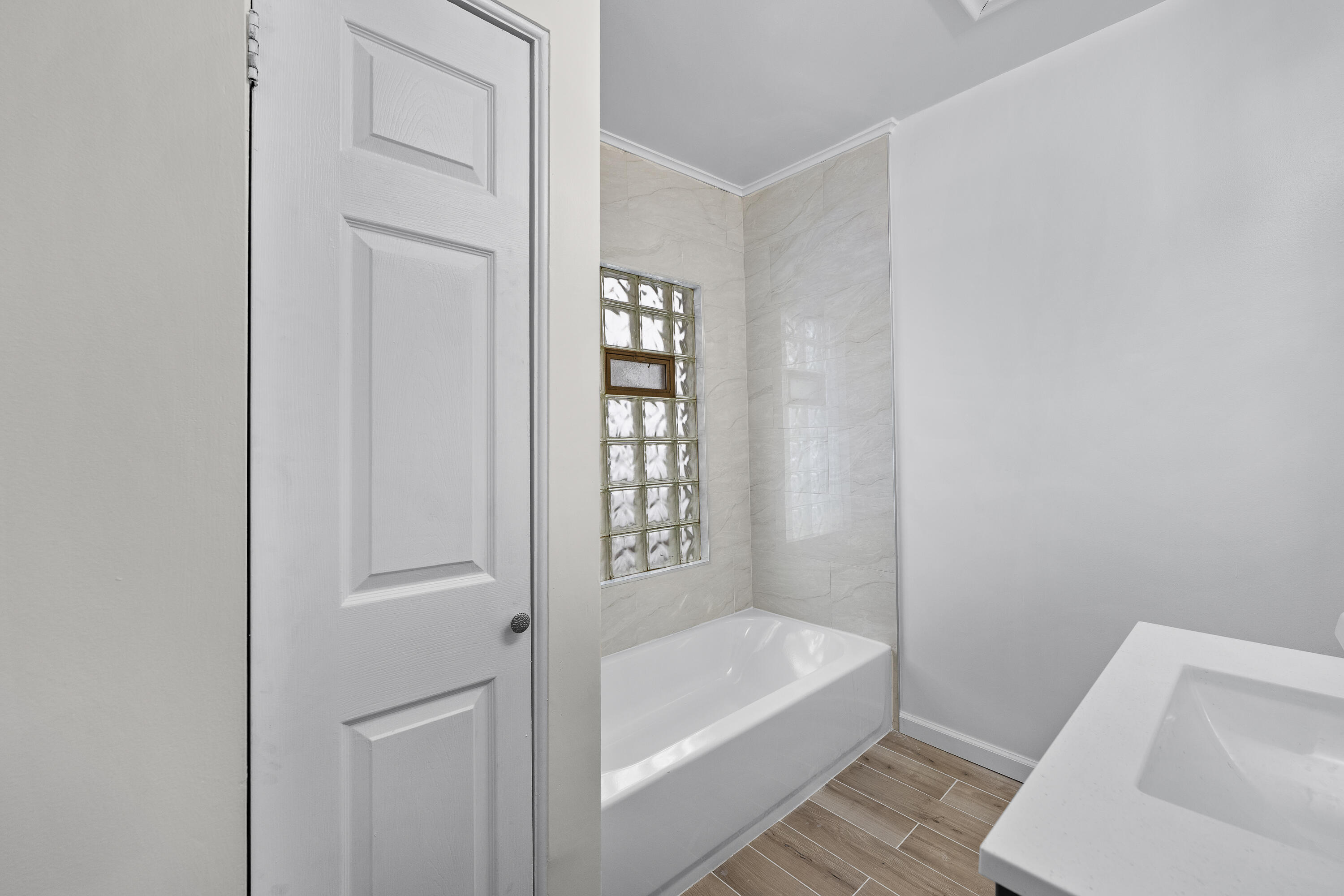 419 West 12 Mile Road Royal Oak, MI 48073 - Photo 18 of 27 _DSC9778