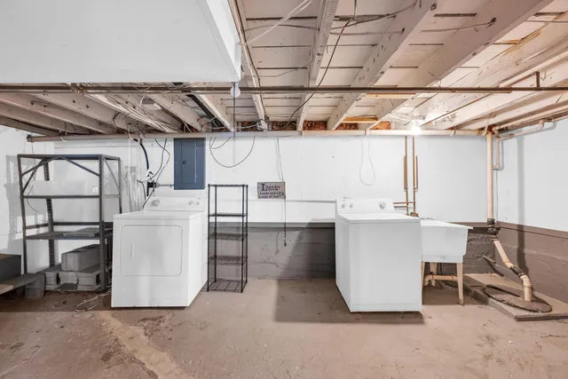 $331,500 | 419 West 12 Mile Road, Royal Oak, MI 48073