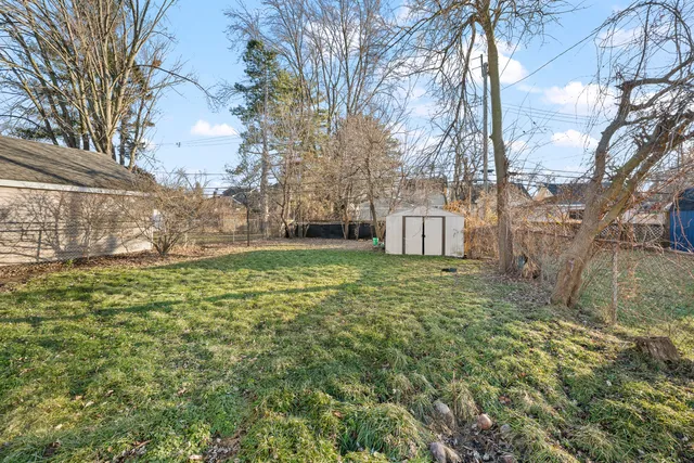 $331,500 | 419 West 12 Mile Road, Royal Oak, MI 48073