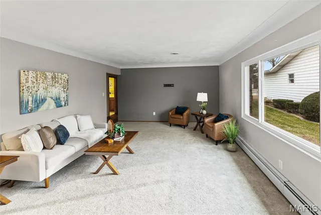 $285,000 | 118 Whispering Oaks Drive, Bethalto, IL 62010