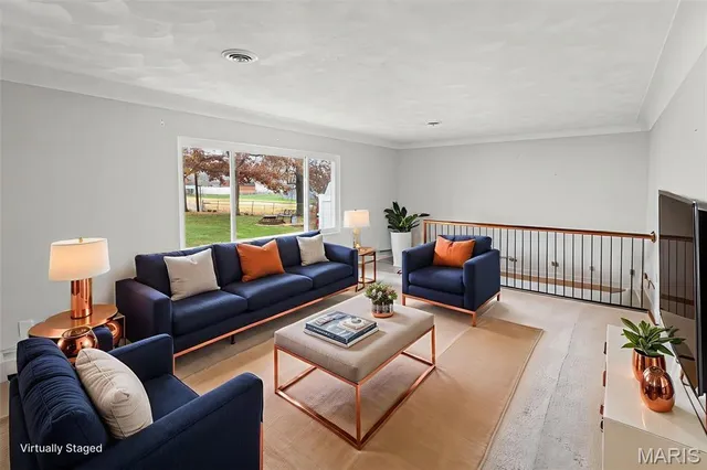 $285,000 | 118 Whispering Oaks Drive, Bethalto, IL 62010