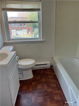 $800 | 97 Green Street, Unit 5, New London, CT 06320