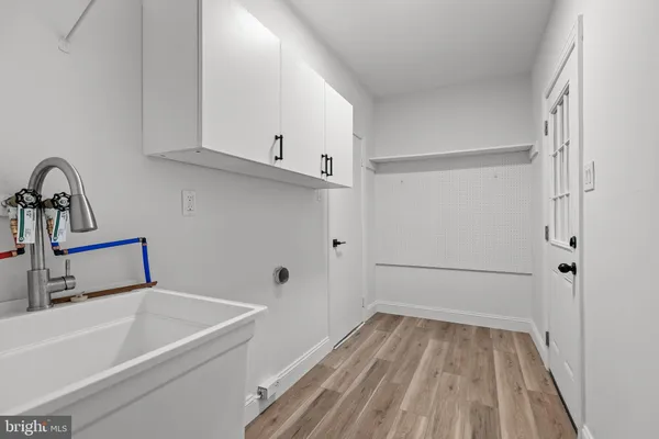 $699,000 | 1752 Lark Lane, Cherry Hill, NJ 08003